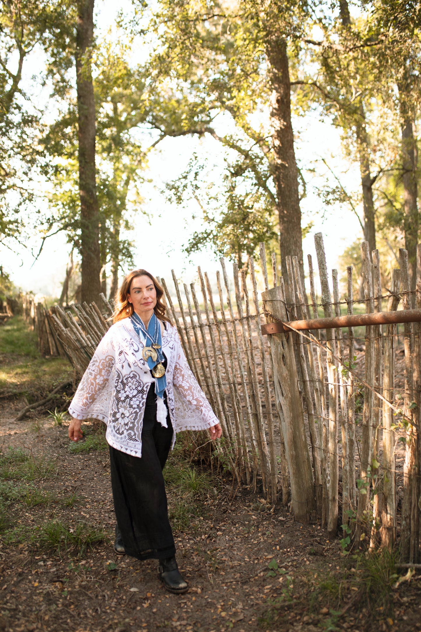 French Lace Cape - Two-Toned Floral