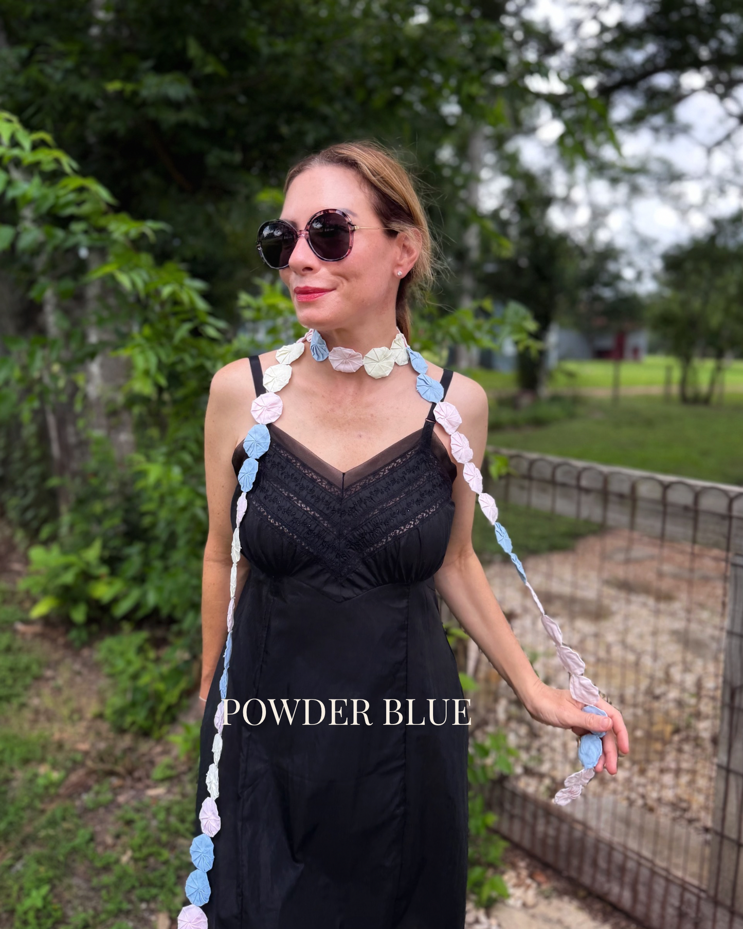 Yo-Yo Cigarette Scarf