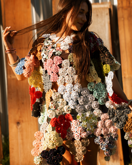 THE LIZZIE | Yo-Yo Rosette Mini Caftan | Chinese Checkers