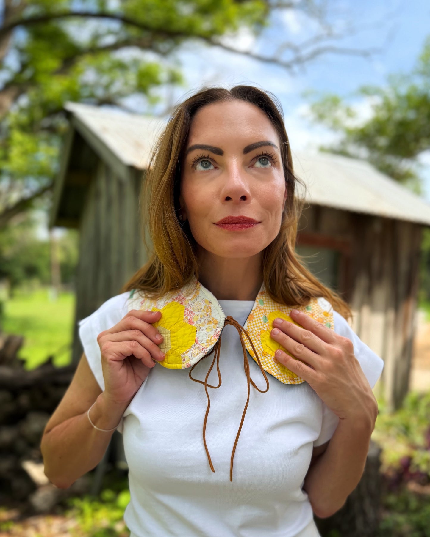 THE MAGGIE | Reversible Grandmother's Flower Garden Quilt Collar