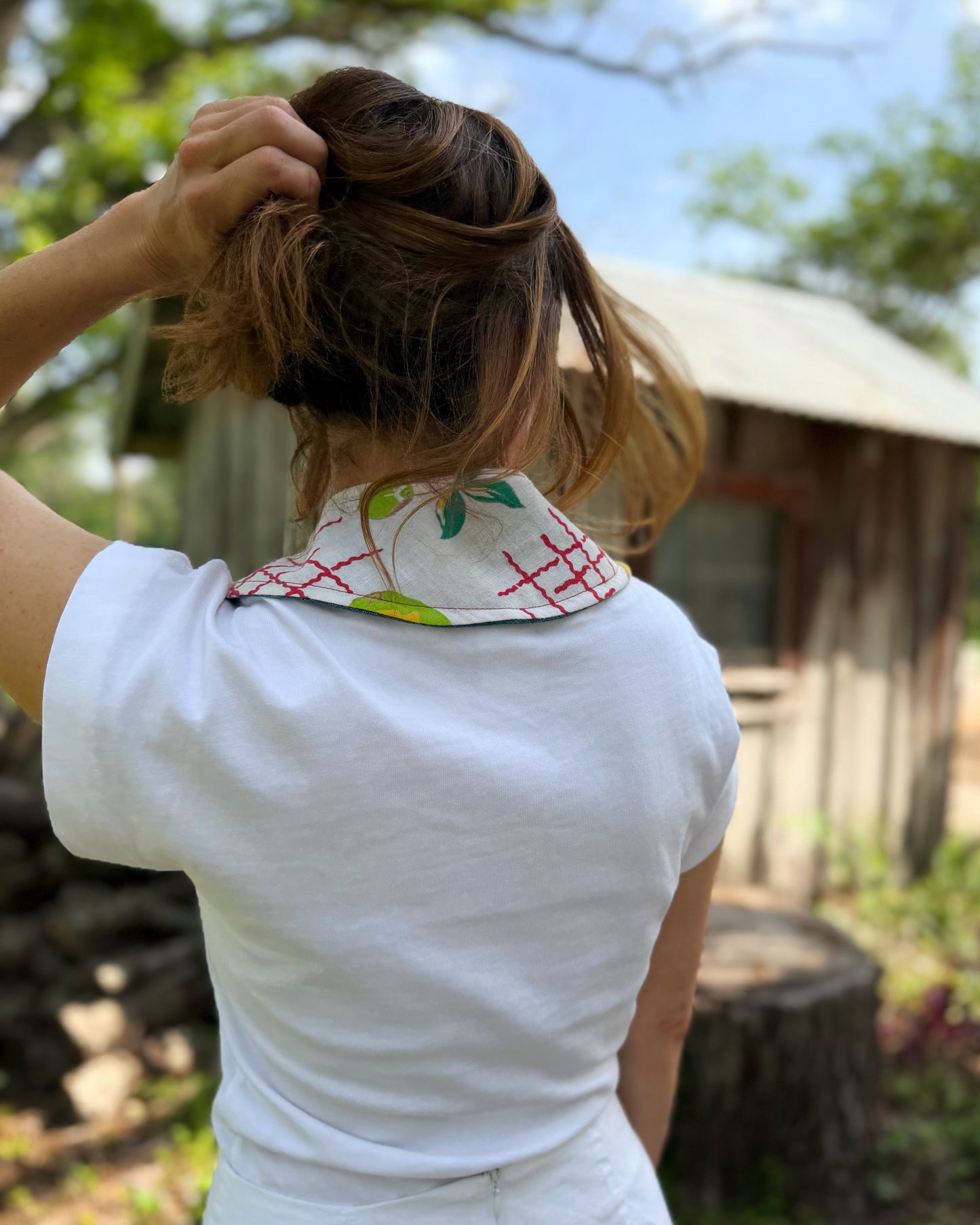 THE MAGGIE | Reversible Vintage Fruit Print Collar - Table Linen & Denim