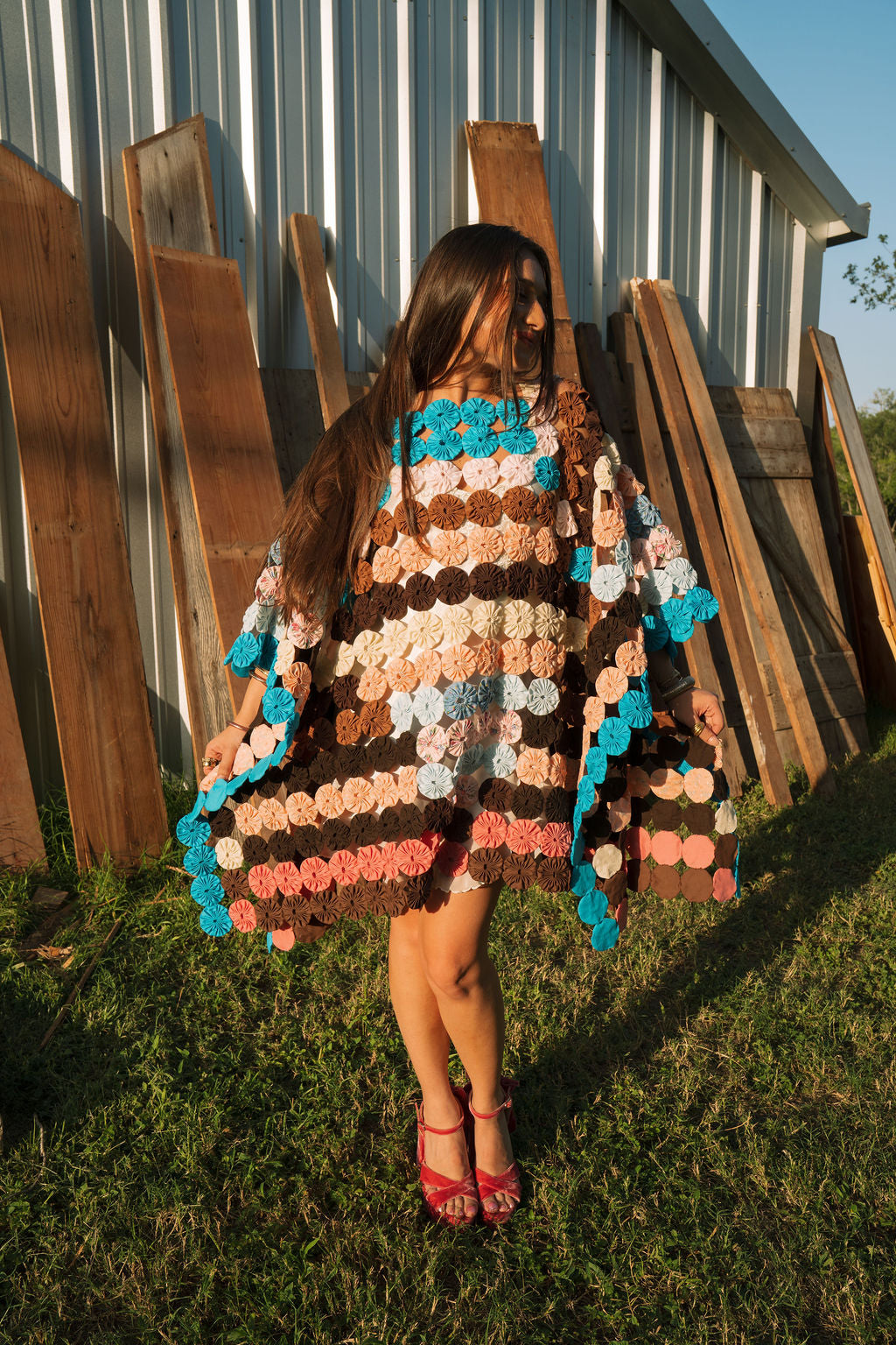 THE LIZZIE | Yo-Yo Rosette Mini Caftan | La Reina