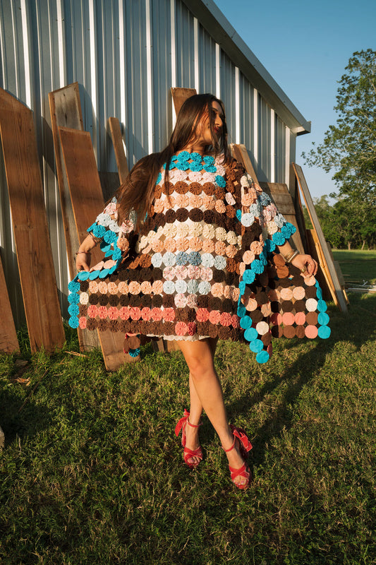THE LIZZIE | Yo-Yo Rosette Mini Caftan | La Reina
